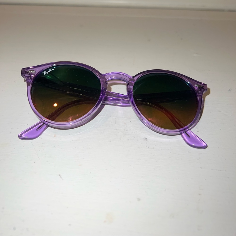 Ray-Ban RB 2180F Sunglasses